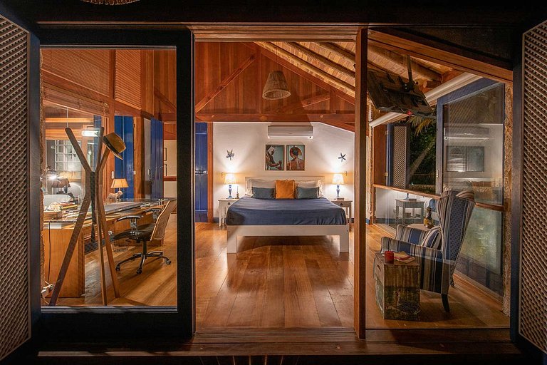 Villa and loft by the sea in Paraty