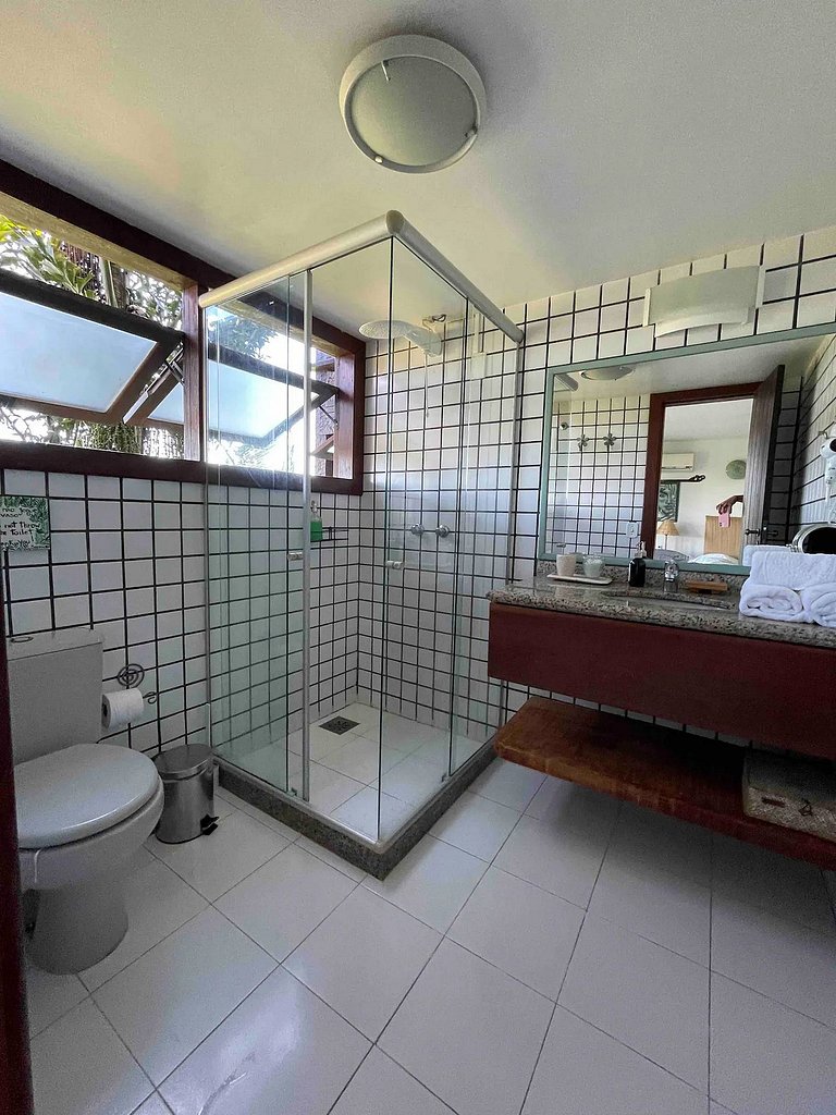 Casa com vista mar em Geribá, Búzios - Buz010