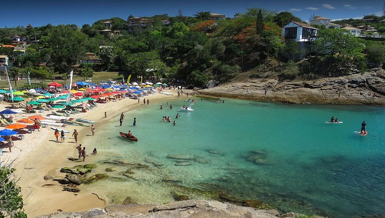 Casa com vista mar em Geribá, Búzios