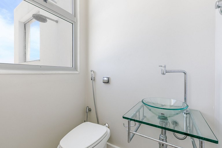 Двухуровневый пентхаус на берегу в Ипанеме - Ipa016