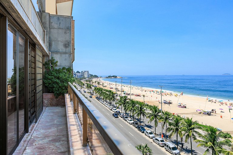 Attico triplex fronte oceano a Ipanema