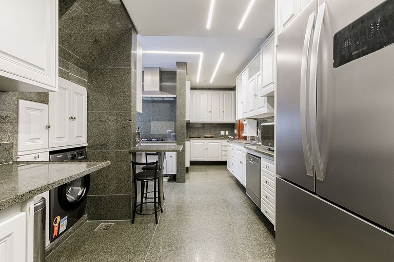 Attico triplex fronte oceano a Ipanema - Ipa010