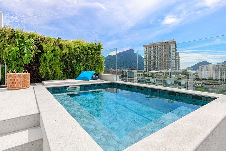 Penthouse di lusso con piscina a Leblon