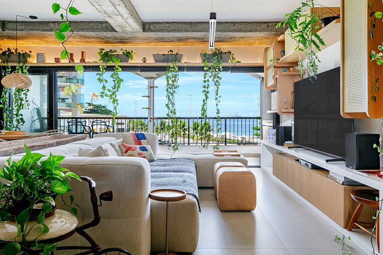 Charming seafront apartment in Ipanema