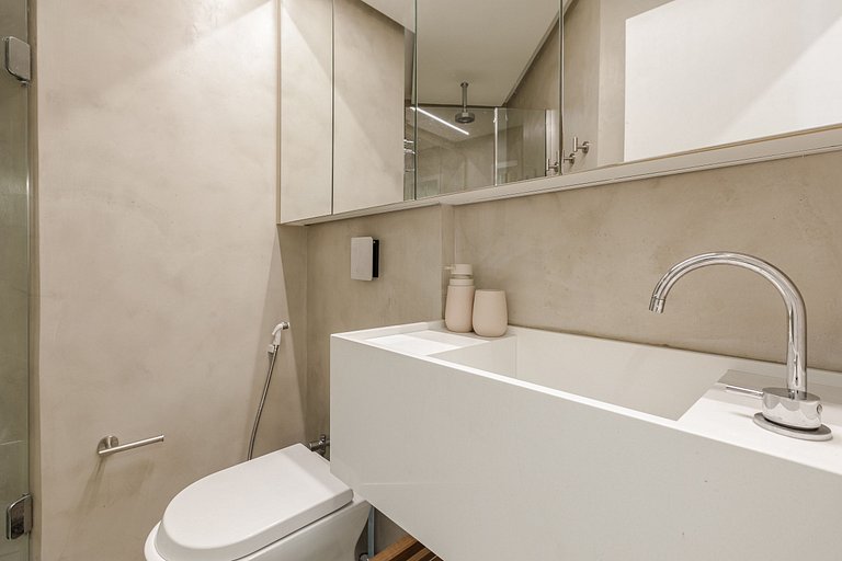 Hermoso apartamento frente al mar en Ipanema - Ipa028