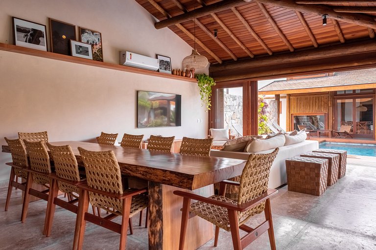 Villa with bungalows in Taipu de Fora
