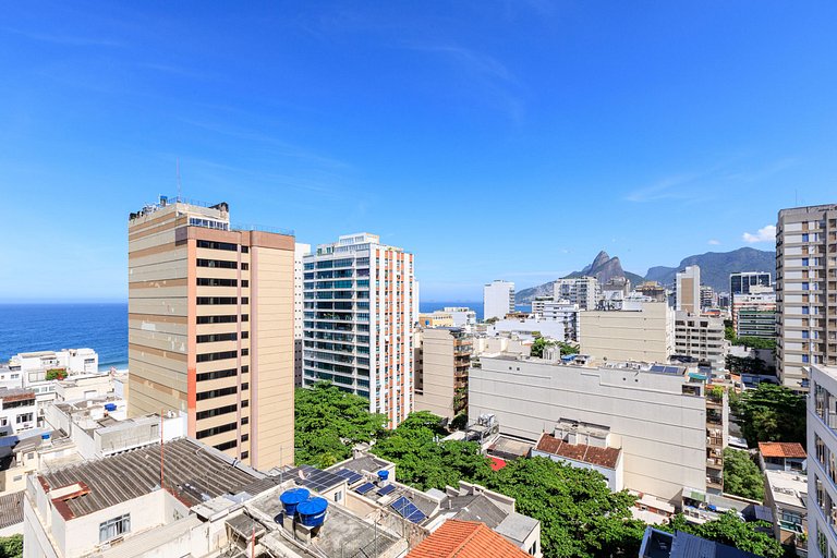 Beautiful 3 suites penthouse in Ipanema