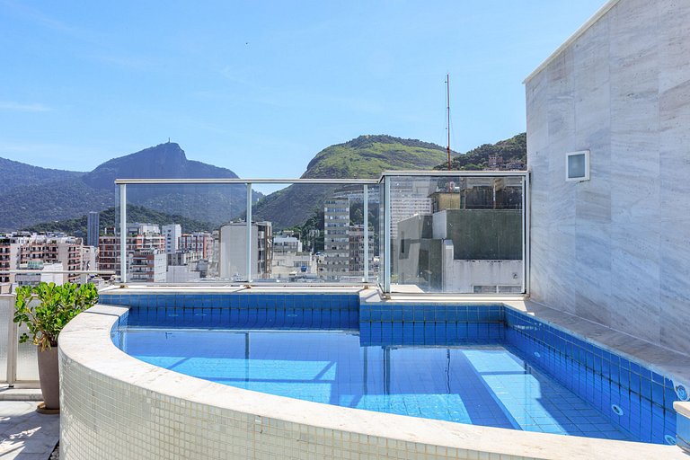 Beautiful 3 suites penthouse in Ipanema