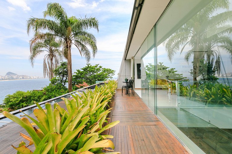 Jolie villa avec vue sur la mer