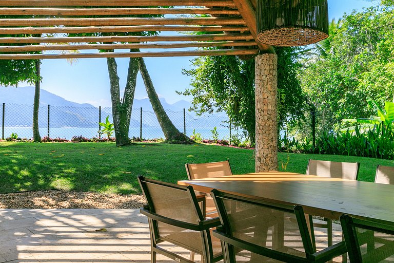 Villa de 8 suites en Mangaratiba - Man001