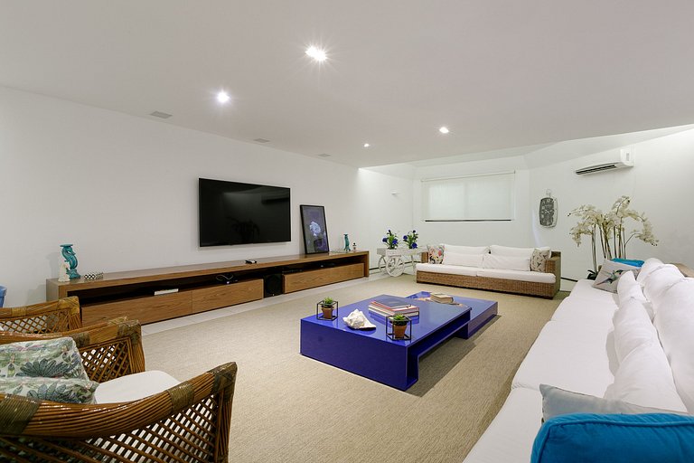 Villa con 8 suite a Mangaratiba