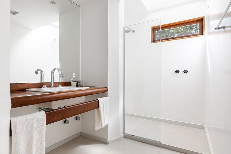 Manoir de 8 suites à Mangaratiba - Man001