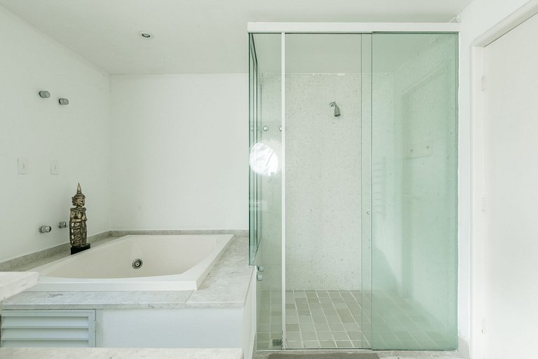 Casa frente al mar en Angra dos Reis - Ang005