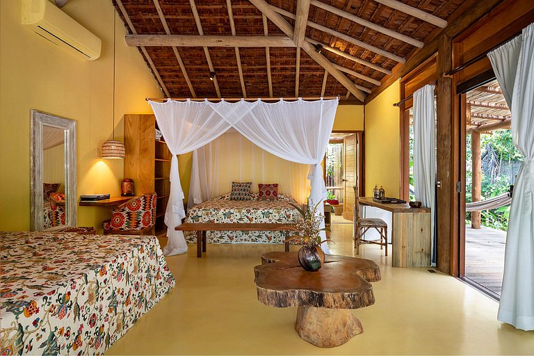 Beautiful beachfront villa in Trancoso