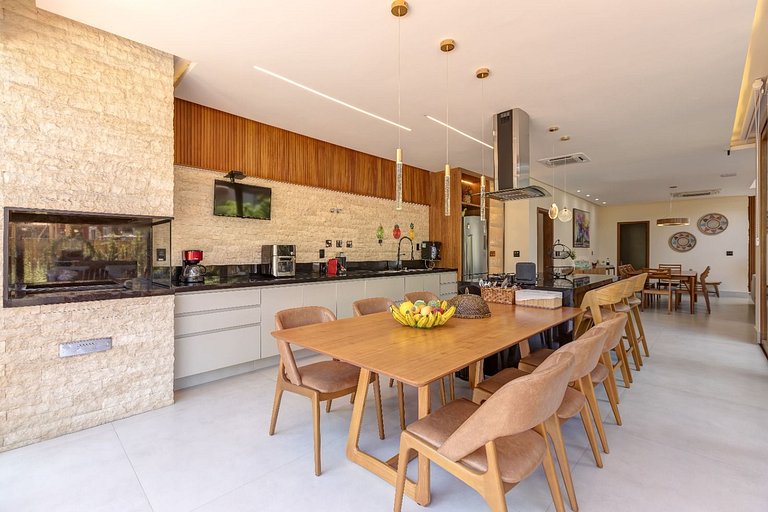 Luxury villa in Praia do Forte