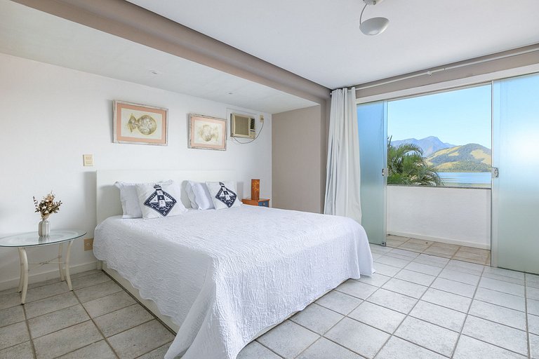 Casa frente al mar en Angra dos Reis