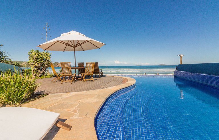 Linda casa beira-mar em Geribá, Búzios