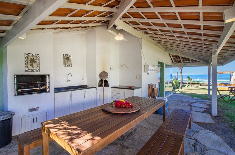 Seaside house on Geribá Beach, in Búzios