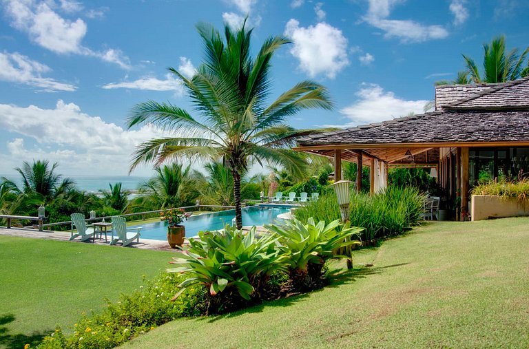 Villa com piscina e vista mar em Trancoso
