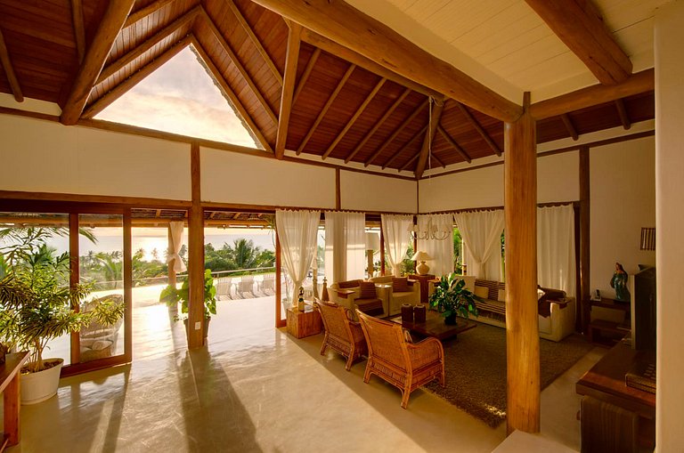 Villa com piscina e vista mar em Trancoso