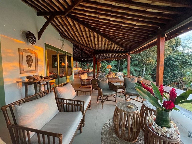 Linda propriedade em ilha de Paraty - Pty003