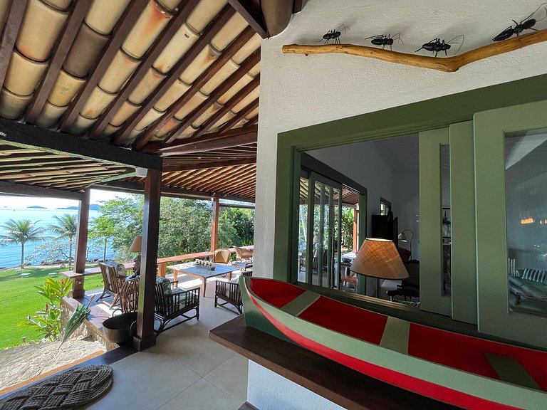 Beautiful island property in Paraty