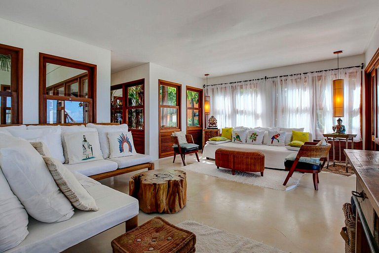 House with 4 Suites and Pool in Trancoso