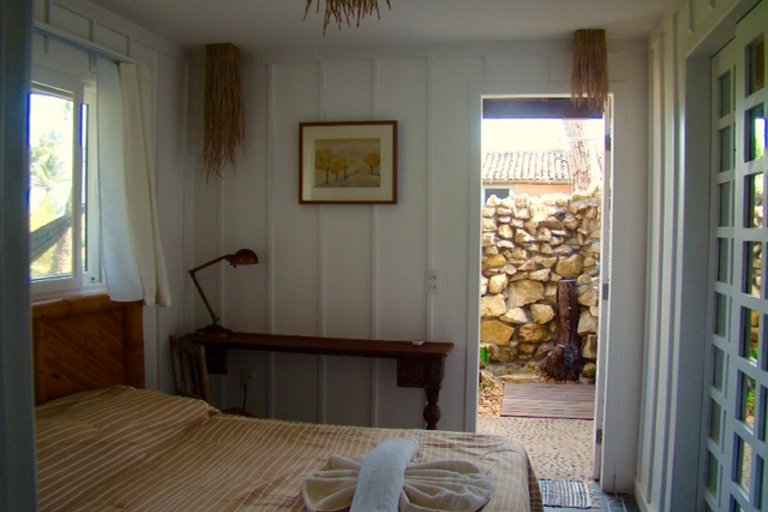 Stunning property with multiple buildings in Marau