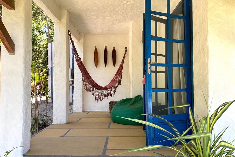 Stunning property with multiple buildings in Marau