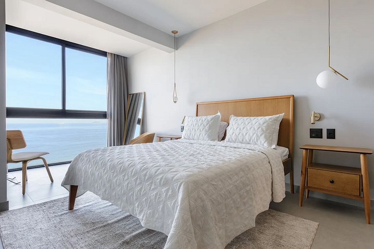 Oceanfront triplex penthouse in Copacabana