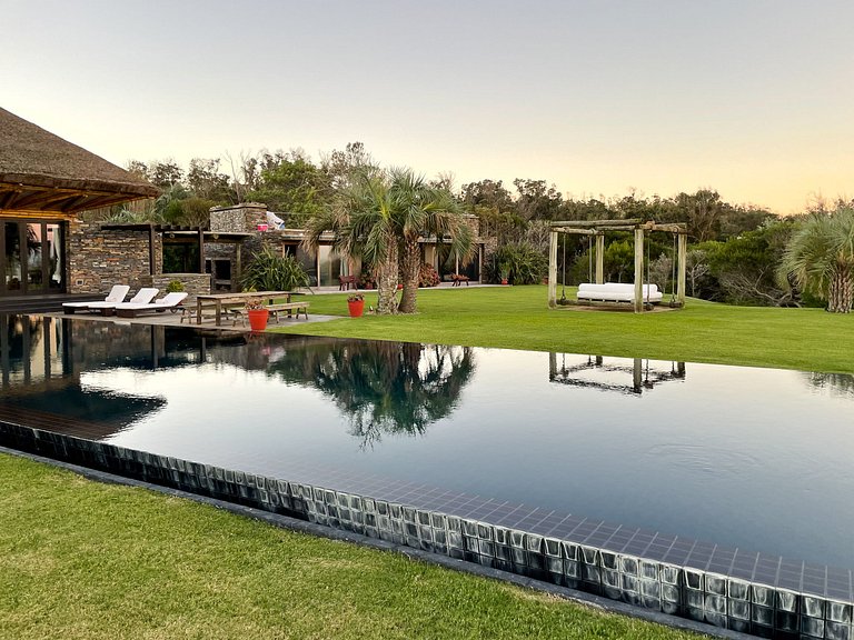 Beachfront mansion in Punta del Este