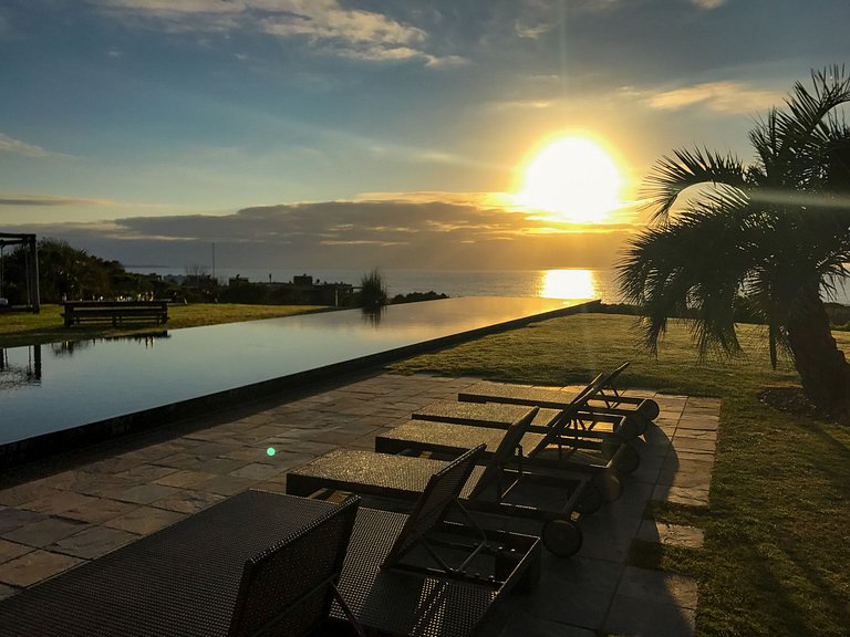 Beachfront mansion in Punta del Este