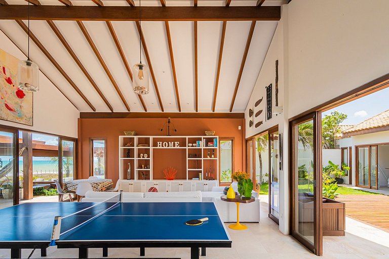Beachfront Mansion in Taíba