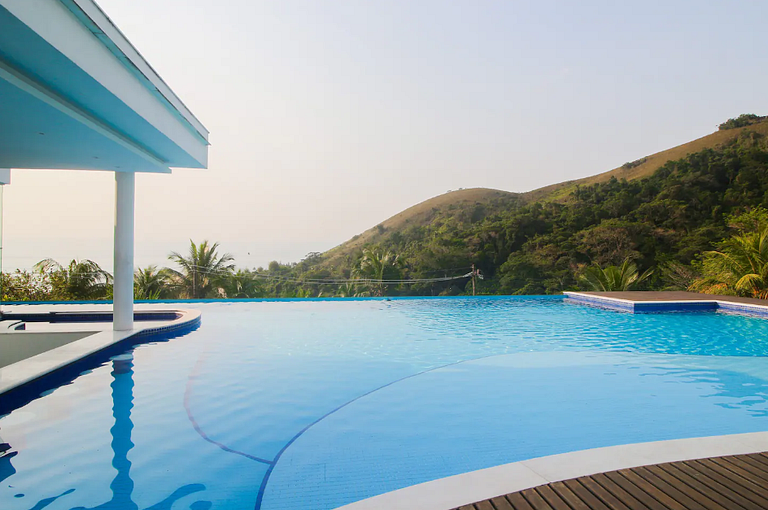 Paradise Mansion in Ilhabela