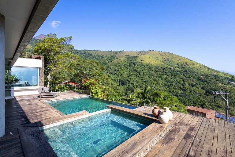 Prestigious Villa in Ilhabela, São Paulo