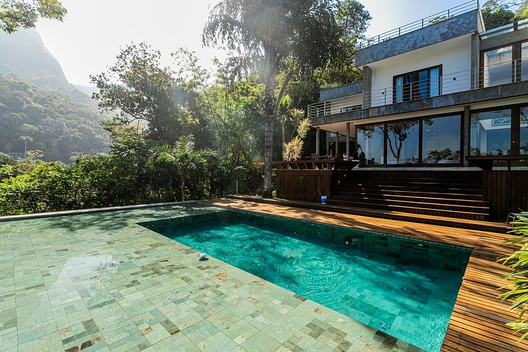 Exclusive Mansion in São Conrado