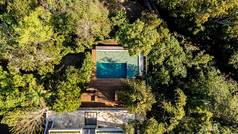 Exclusive Mansion in São Conrado