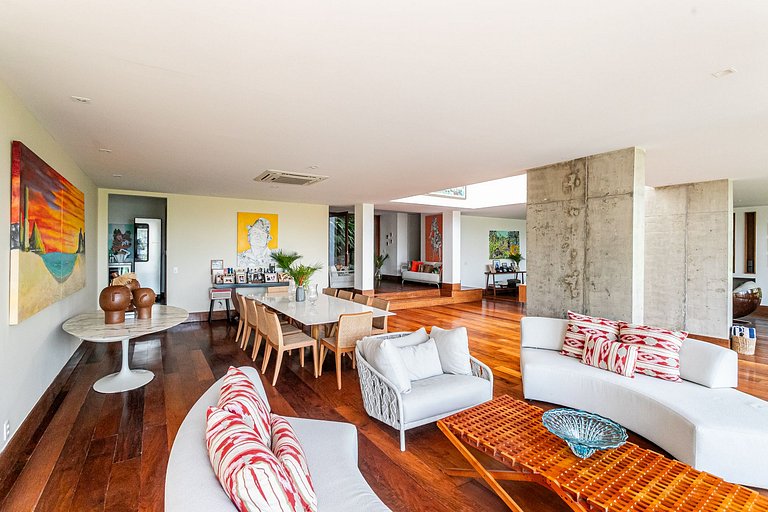 Exclusive Mansion in São Conrado