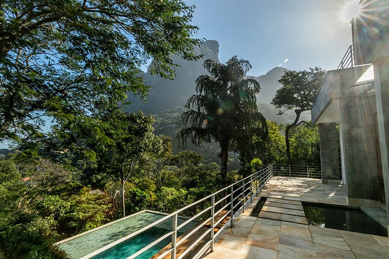 Exclusive Mansion in São Conrado