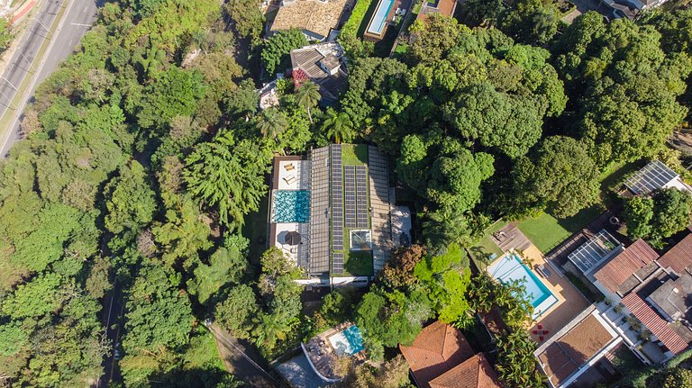 Hermosa y moderna villa en São Conrado