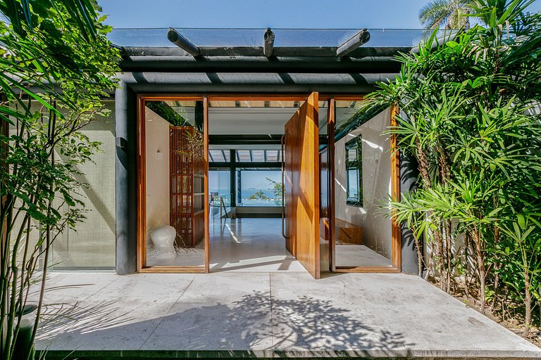 Hermosa y moderna villa en São Conrado