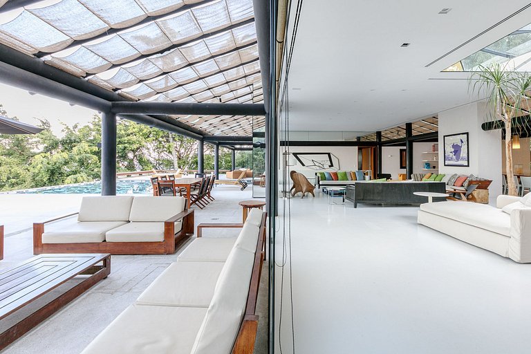 Hermosa y moderna villa en São Conrado