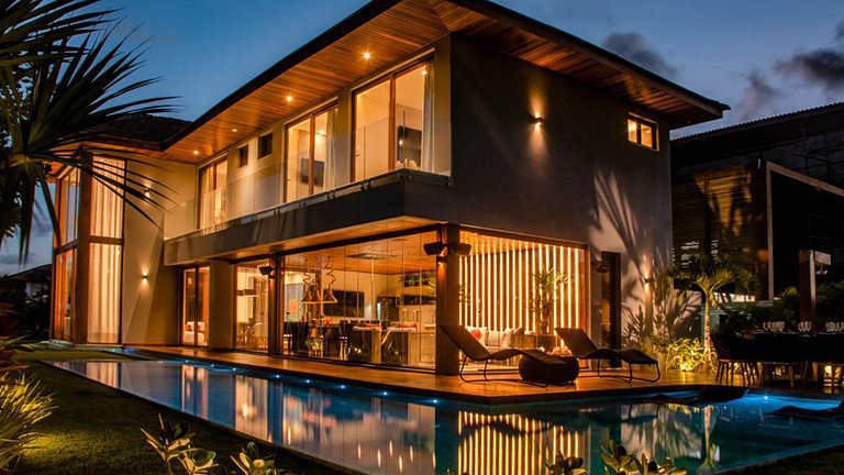 Luxury Haven 100m from the beach