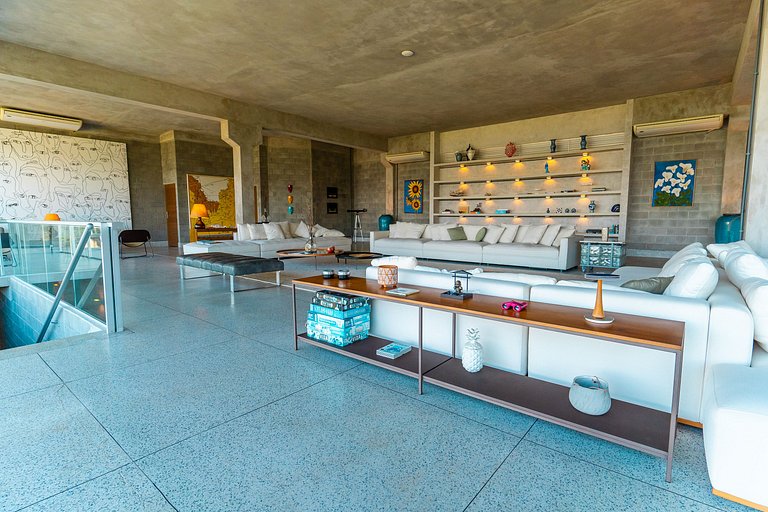 Exclusive Triplex in Portogalo