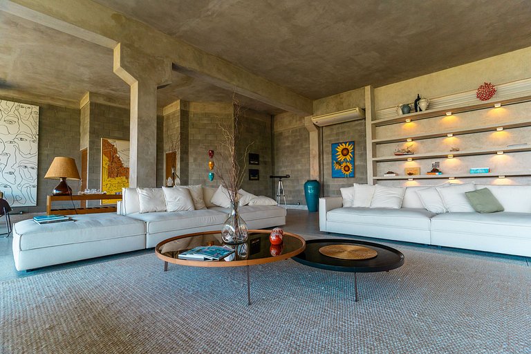 Triplex Exclusivo em Portogalo