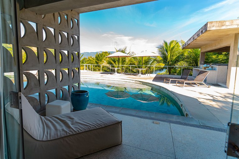 Triplex Exclusivo en Portogalo