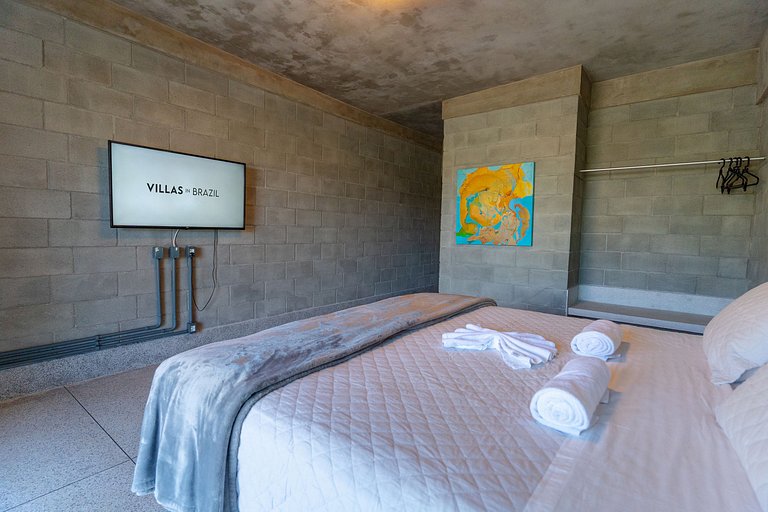 Triplex Exclusivo em Portogalo