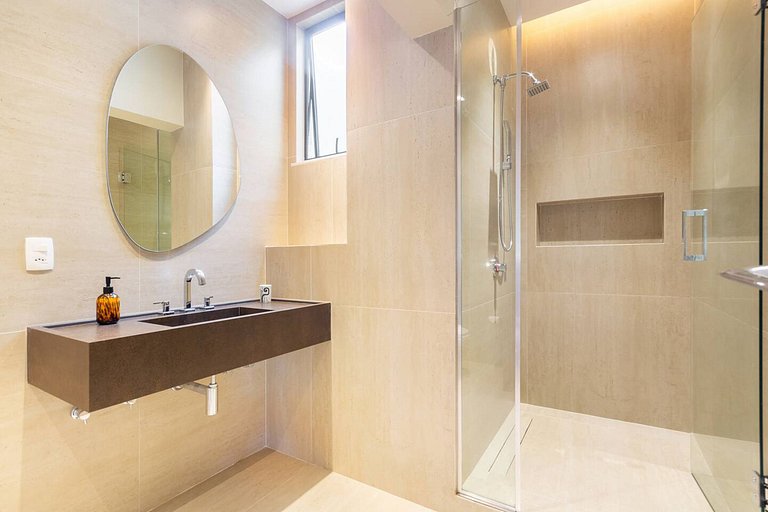 Charmant penthouse de luxe à Leblon – Leb016