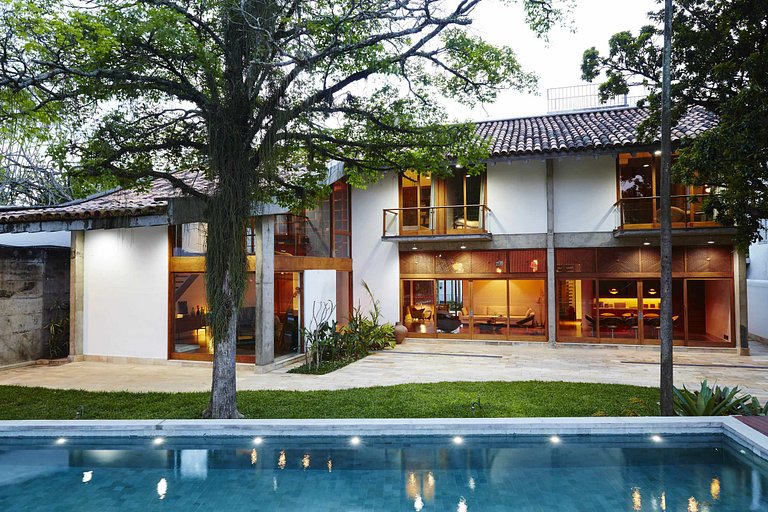 Luxury stylish house in Santa Teresa
