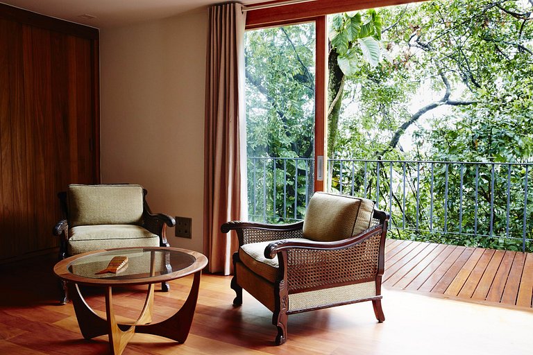Luxury stylish house in Santa Teresa